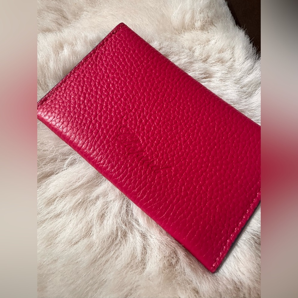 Chopard Fuchsia Leather Card Wallet/very good condition/unused display piece - Picture 5 of 7